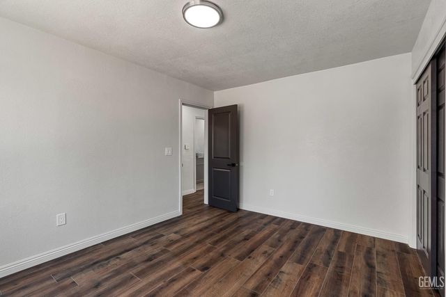 217 Garnsey Avenue, Bakersfield, CA 93309