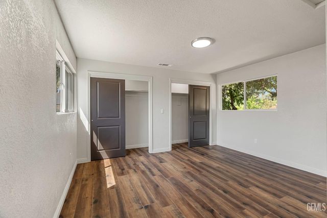 217 Garnsey Avenue, Bakersfield, CA 93309