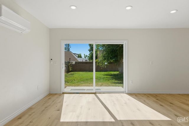 217 Garnsey Avenue, Bakersfield, CA 93309