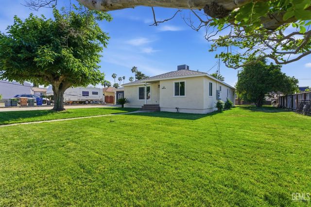 217 Garnsey Avenue, Bakersfield, CA 93309
