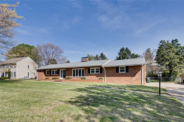 5610 Greenlee Road, Greensboro, NC 27410