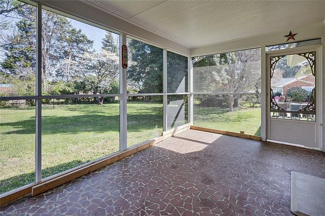 5610 Greenlee Road, Greensboro, NC 27410