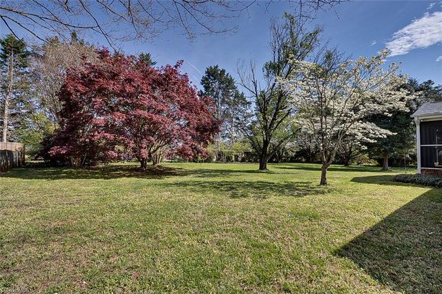 5610 Greenlee Road, Greensboro, NC 27410