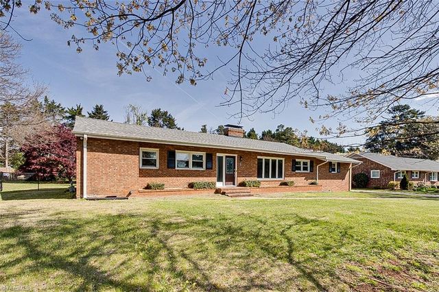 5610 Greenlee Road, Greensboro, NC 27410