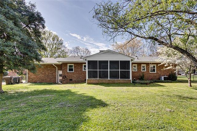 5610 Greenlee Road, Greensboro, NC 27410