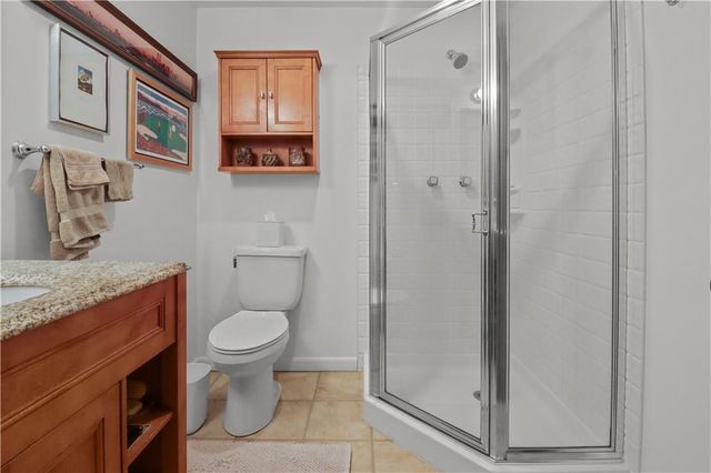 6330 Kennett Place, Mission, KS 66202