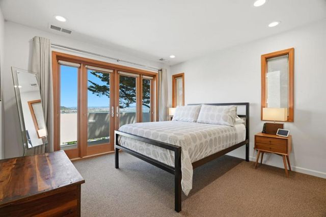 820 Humboldt Road, Brisbane, CA 94005