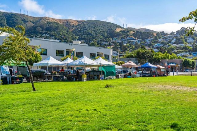 820 Humboldt Road, Brisbane, CA 94005