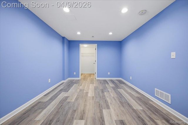 270 Greenan Lane, Orion Charter Township, MI 48362