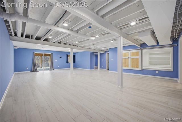 270 Greenan Lane, Orion Charter Township, MI 48362