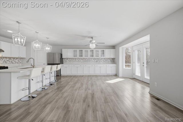 270 Greenan Lane, Orion Charter Township, MI 48362