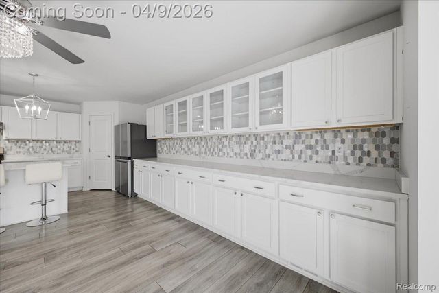 270 Greenan Lane, Orion Charter Township, MI 48362