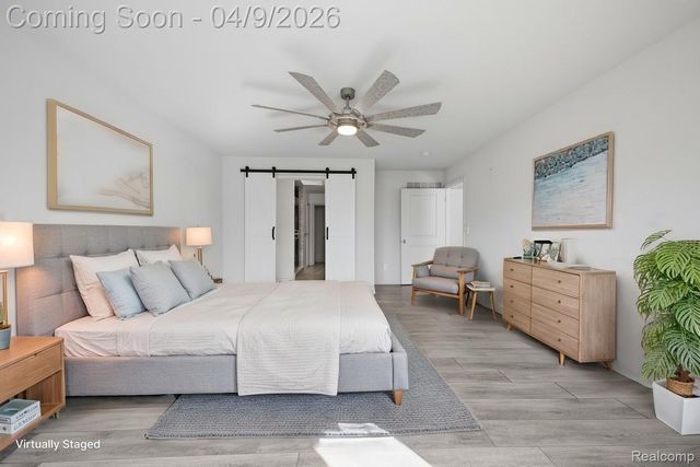 270 Greenan Lane, Orion Charter Township, MI 48362