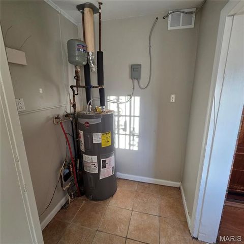 840 Lebon Drive, Bellefontaine Nghbrs, MO 63137