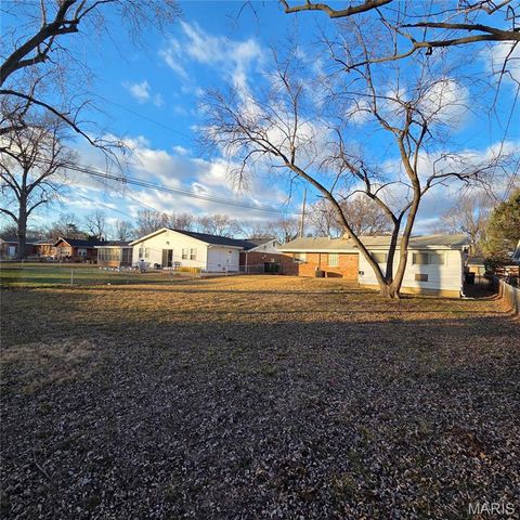 840 Lebon Drive, Bellefontaine Nghbrs, MO 63137