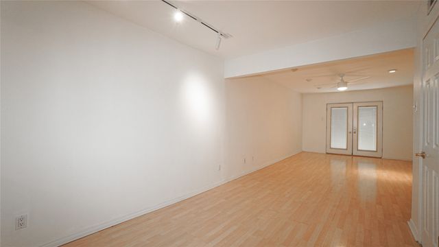 4211 Newton Avenue 209, Dallas, TX 75219