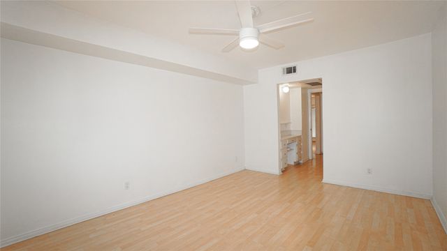 4211 Newton Avenue 209, Dallas, TX 75219