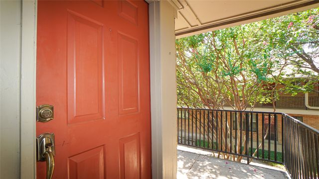 4211 Newton Avenue 209, Dallas, TX 75219