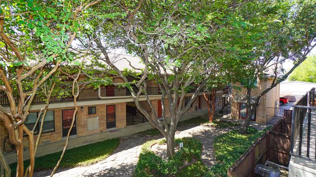 4211 Newton Avenue 209, Dallas, TX 75219