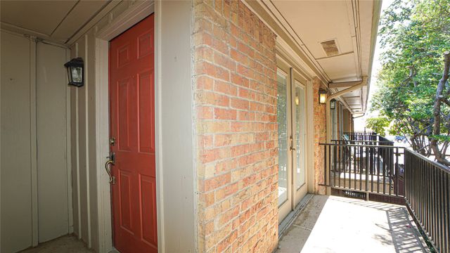 4211 Newton Avenue 209, Dallas, TX 75219