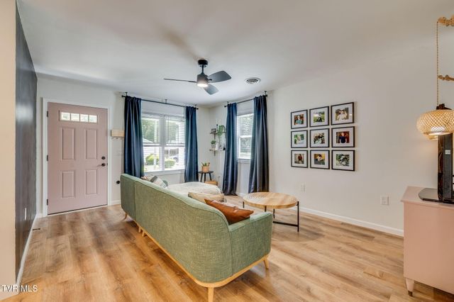 986 Glen Street, Bristol, TN 37620