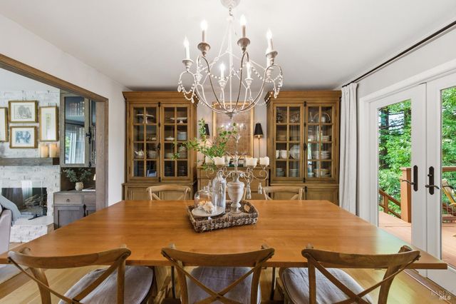 1167 Stanford Ct, Napa, CA 94558