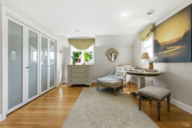 1167 Stanford Ct, Napa, CA 94558