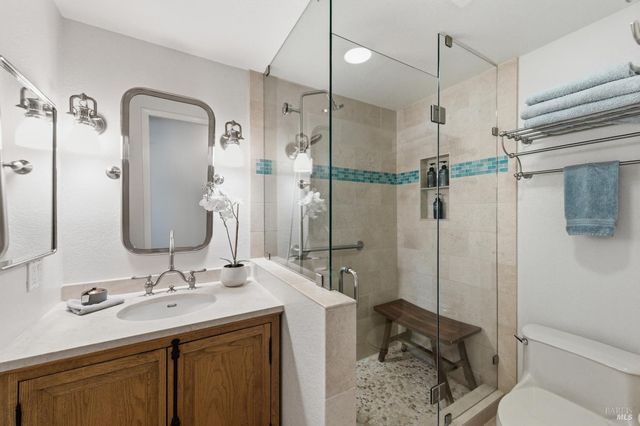 1167 Stanford Ct, Napa, CA 94558