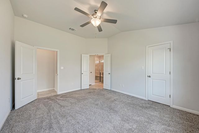 209 Forest Moon LN, Kyle, TX 78640