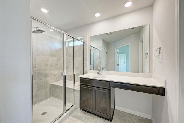 209 Forest Moon LN, Kyle, TX 78640