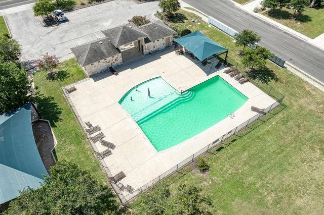 209 Forest Moon LN, Kyle, TX 78640