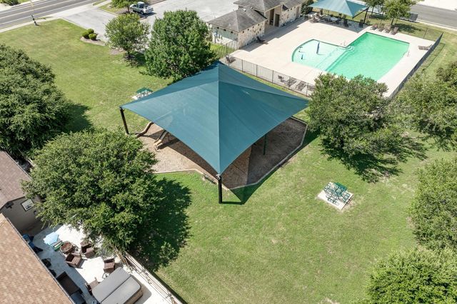 209 Forest Moon LN, Kyle, TX 78640