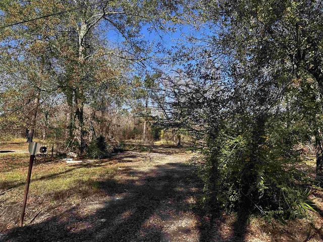 110 and 112 ANGUS Drive, Ragley, LA 70657