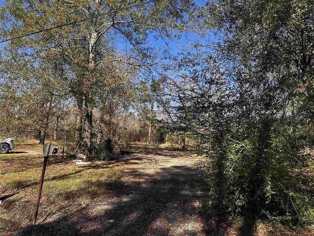 110 and 112 ANGUS Drive, Ragley, LA 70657