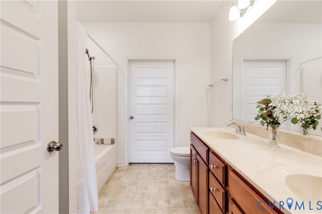 8141 Marley Dr, Mechanicsville, VA 23116