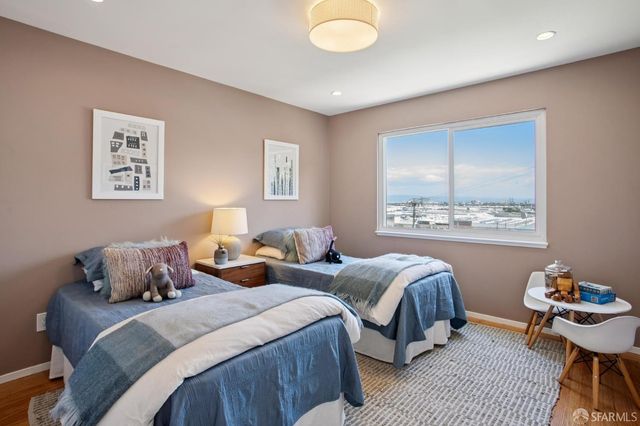 215 Bradford Street, San Francisco, CA 94110