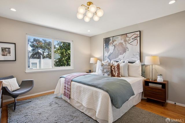 215 Bradford Street, San Francisco, CA 94110