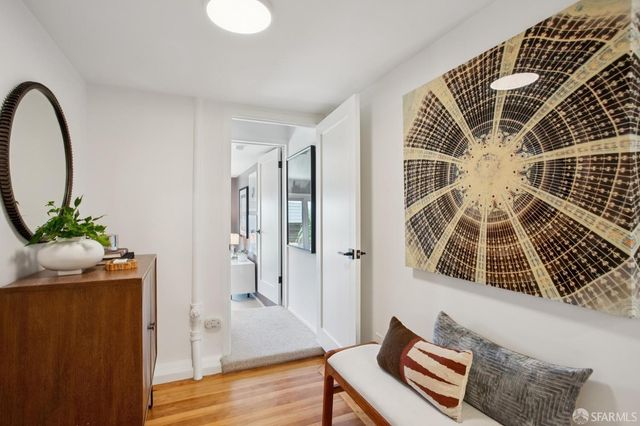 215 Bradford Street, San Francisco, CA 94110
