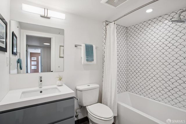 215 Bradford Street, San Francisco, CA 94110