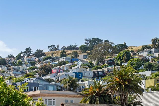 215 Bradford Street, San Francisco, CA 94110