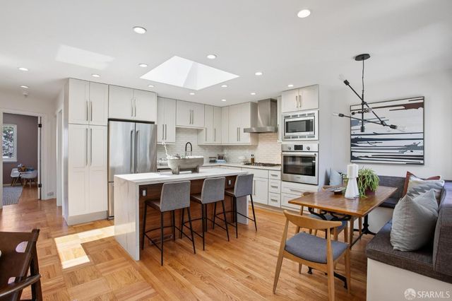 215 Bradford Street, San Francisco, CA 94110