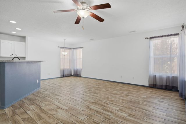 10831 Antler Tool Road SW, Albuquerque, NM 87121