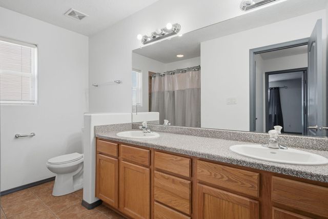 10831 Antler Tool Road SW, Albuquerque, NM 87121