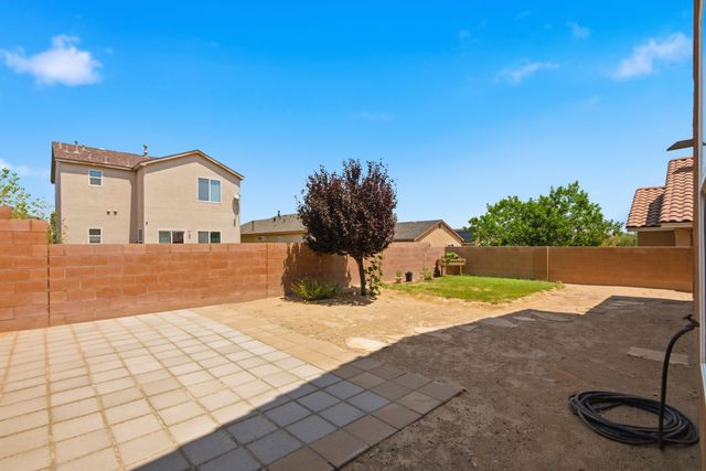 10831 Antler Tool Road SW, Albuquerque, NM 87121