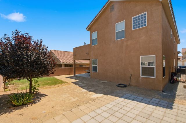 10831 Antler Tool Road SW, Albuquerque, NM 87121