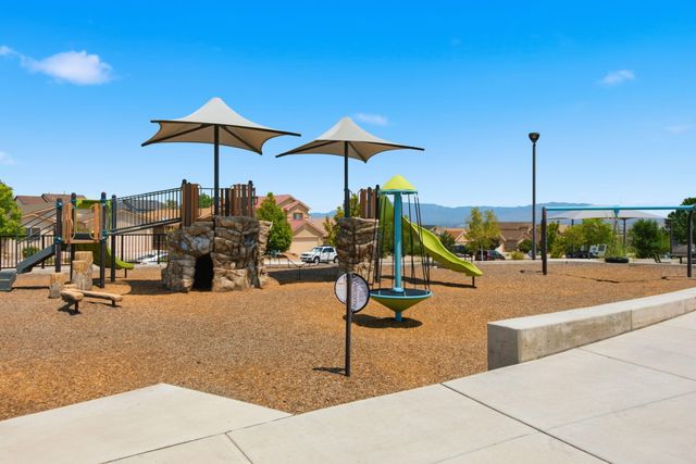 10831 Antler Tool Road SW, Albuquerque, NM 87121