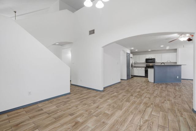 10831 Antler Tool Road SW, Albuquerque, NM 87121