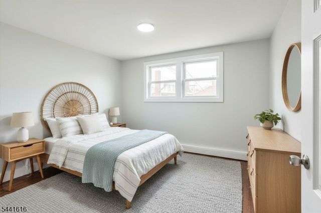 20 Edwin Pl, Newark City, NJ 07112