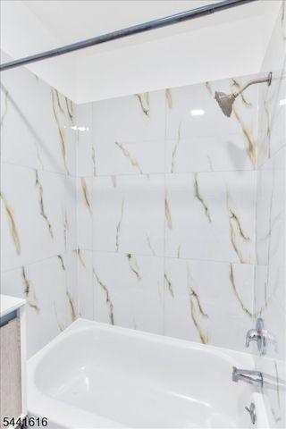 20 Edwin Pl, Newark City, NJ 07112