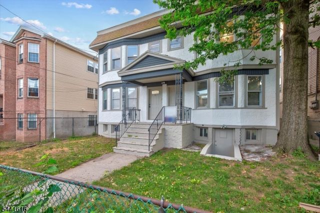 20 Edwin Pl, Newark City, NJ 07112